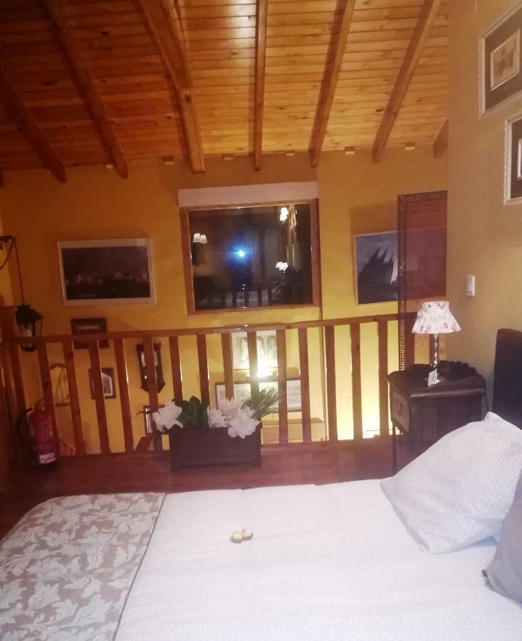 El Mirador Del Gato I Y II Villa Mesegar de Corneja Bagian luar foto